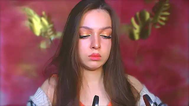 Snapshot of miss_merciless_ chatting on December 22, 2025, 2:39 pm miss merciless online show from December 22, 2025, 2:39 pm