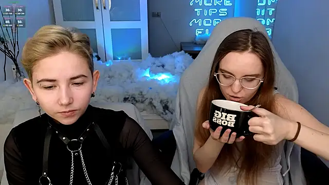 Snapshot of velvetvalkyries chatting on January 2, 2025, 1:51 pm velvetvalkyries online show from January 2, 2025, 1:51 pm