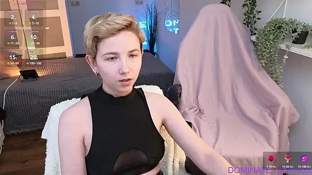 Snapshot of velvetvalkyries chatting on March 4, 2025, 5:13 pm velvetvalkyries online show from March 4, 2025, 5:13 pm