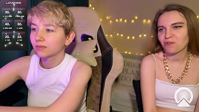 Snapshot of velvetvalkyries chatting on March 15, 2025, 5:26 pm velvetvalkyries online show from March 15, 2025, 5:26 pm