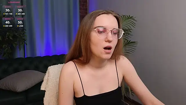 Snapshot of velvetvalkyries chatting on March 2, 2025, 3:30 pm velvetvalkyries online show from March 2, 2025, 3:30 pm