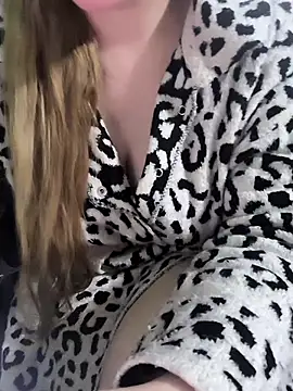 hayattt567 online show from March 22, 2026, 9:33 am