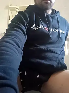 pisellinodurissimo online show from March 6, 2025, 2:29 pm