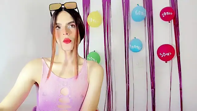 Snapshot of TatiGil chatting on October 1, 2025, 7:29 pm TatiGil online show from October 1, 2025, 7:29 pm