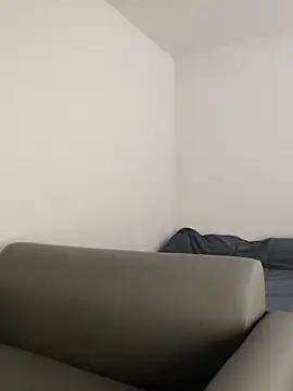 lonelyboyp online show from February 18, 2025, 12:06 pm