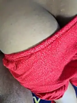 Snapshot of hotbaby_5 chatting on December 2, 2025, 1:06 am hotbaby 5 online show from December 2, 2025, 1:06 am