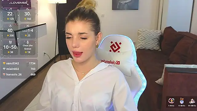 Snapshot of adrianawow1 chatting on March 19, 2025, 12:26 am adrianawow1 online show from March 19, 2025, 12:26 am
