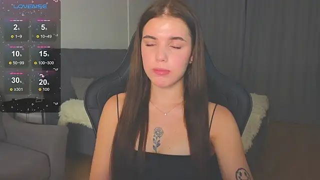 Snapshot of adrianawow1 chatting on September 17, 2025, 9:39 pm adrianawow1 online show from September 17, 2025, 9:39 pm