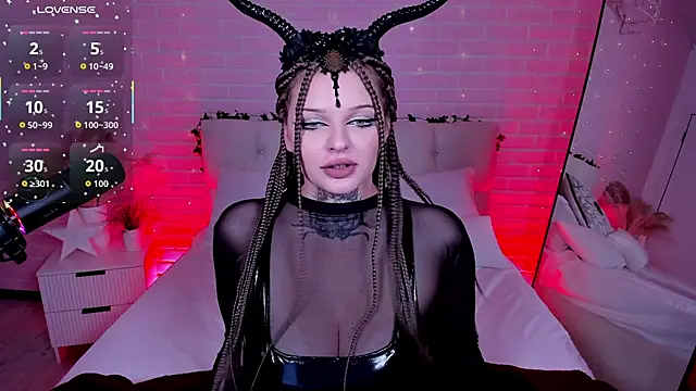 Snapshot of SherriMartinez chatting on October 6, 2025, 3:35 pm SherriMartinez online show from October 6, 2025, 3:35 pm