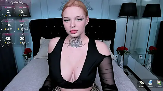 Snapshot of SherriMartinez chatting on March 18, 2025, 3:34 am SherriMartinez online show from March 18, 2025, 3:34 am