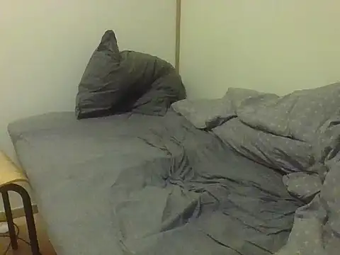 Snapshot of sympatyczny223 chatting on February 1, 2026, 8:34 am sympatyczny223 online show from February 1, 2026, 8:34 am