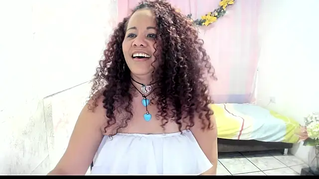 Snapshot of Brunette_sasha chatting on January 18, 2026, 11:41 pm Brunette sasha online show from January 18, 2026, 11:41 pm