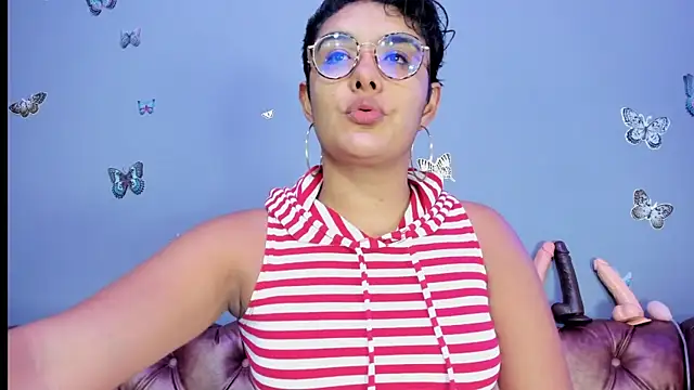 Kaira mosse online show from November 16, 2025, 11:48 am