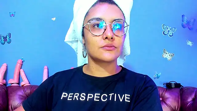 Snapshot of Kaira_mosse chatting on May 28, 2026, 12:00 pm Kaira mosse online show from May 28, 2026, 12:00 pm