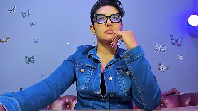 Kaira mosse online show from December 20, 2025, 11:46 am