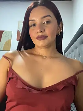 Snapshot of Melanyprada chatting on November 22, 2025, 4:55 am Melanyprada online show from November 22, 2025, 4:55 am