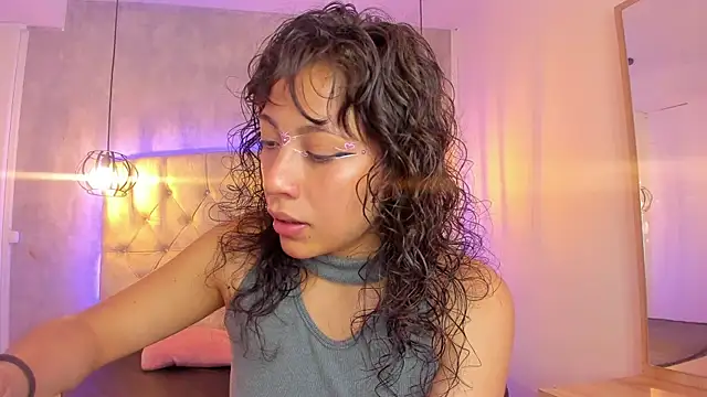 tammy cute01 online show from February 14, 2025, 7:54 pm