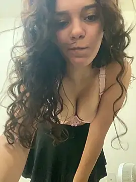 BranquinhaRj177 online show from March 6, 2026, 4:29 am