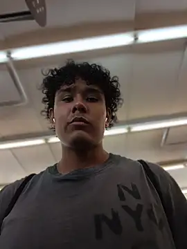 Brencuz online show from April 26, 2026, 1:41 pm