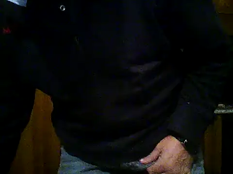 Snapshot of gianbragallini chatting on December 3, 2024, 11:29 pm gianbragallini online show from December 3, 2024, 11:29 pm
