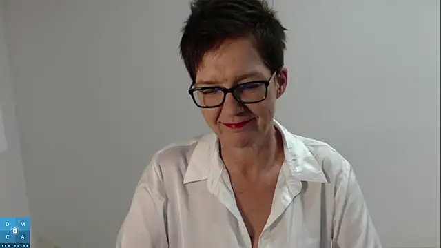 Snapshot of Sofie69Velvet chatting on November 28, 2025, 7:03 pm Sofie69Velvet online show from November 28, 2025, 7:03 pm