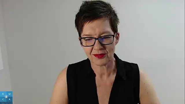 Snapshot of Sofie69Velvet chatting on November 29, 2025, 3:23 pm Sofie69Velvet online show from November 29, 2025, 3:23 pm