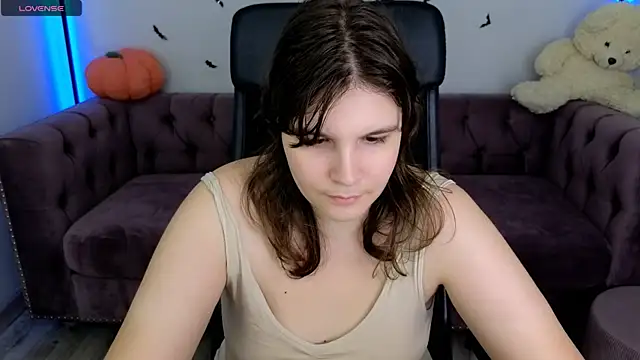 Snapshot of Ruyjin_Choi chatting on October 29, 2025, 3:33 pm Ruyjin Choi online show from October 29, 2025, 3:33 pm