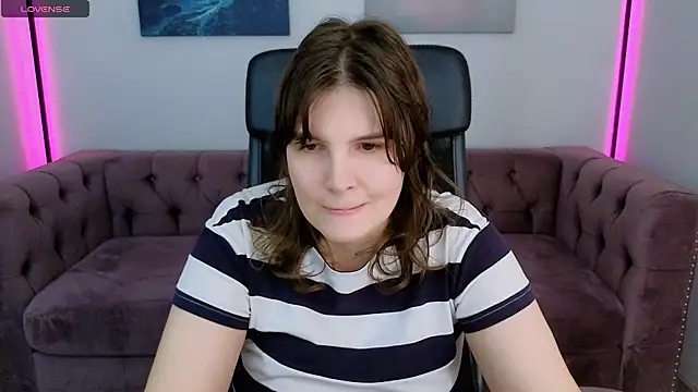 Snapshot of Ruyjin_Choi chatting on September 15, 2025, 3:12 pm Ruyjin Choi online show from September 15, 2025, 3:12 pm