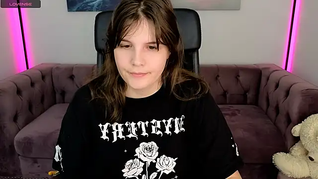 Snapshot of Ruyjin_Choi chatting on October 17, 2025, 10:29 am Ruyjin Choi online show from October 17, 2025, 10:29 am