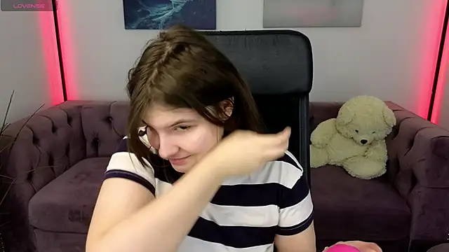 Ruyjin Choi online show from January 14, 2026, 10:30 am