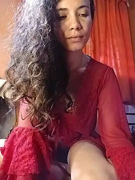 Snapshot of HelenHoltz chatting on June 3, 2026, 4:33 pm HelenHoltz online show from June 3, 2026, 4:33 pm
