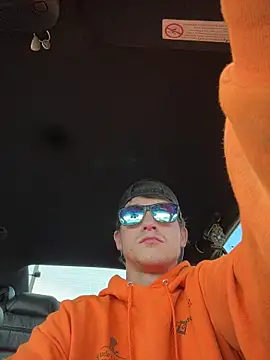 Snapshot of bigdckstud chatting on February 12, 2026, 4:29 pm bigdckstud online show from February 12, 2026, 4:29 pm