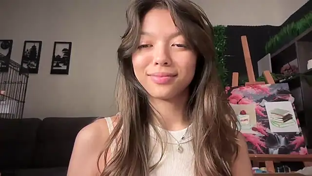 Snapshot of DesiredHoney chatting on September 25, 2025, 4:24 pm DesiredHoney online show from September 25, 2025, 4:24 pm