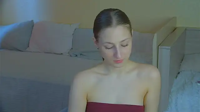 BritneyCruze online show from February 14, 2026, 9:53 am