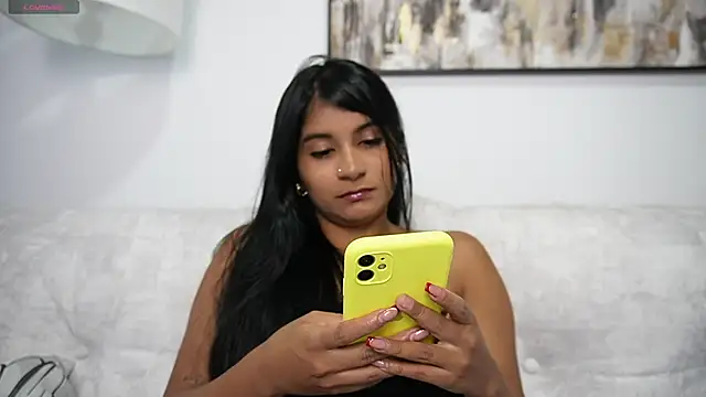 Snapshot of anahi__s chatting on January 12, 2025, 8:03 pm anahi s online show from January 12, 2025, 8:03 pm