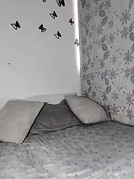 sexy hot carol online show from July 11, 2026, 6:52 pm