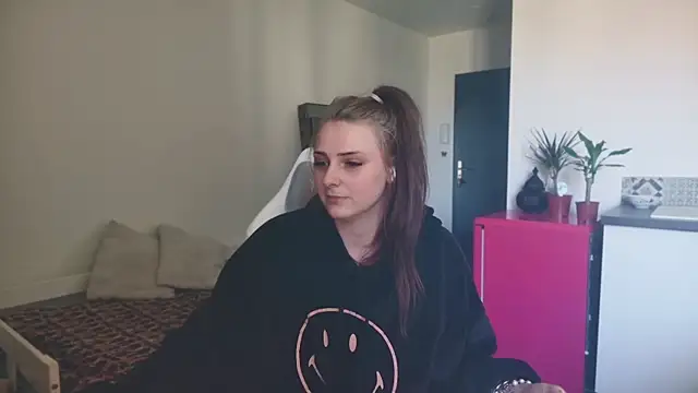 ce leste   online show from April 14, 2026, 11:59 am