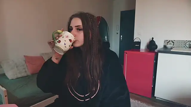 ce leste   online show from February 5, 2026, 2:35 pm