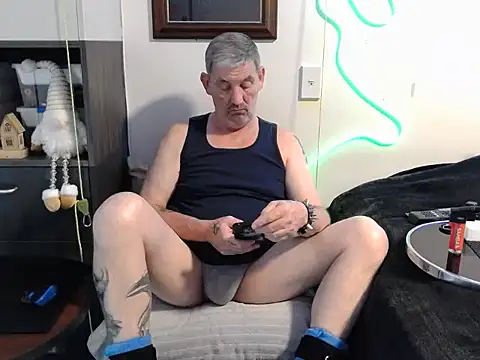 Snapshot of ChunkyMonkey007 chatting on December 5, 2025, 5:39 am ChunkyMonkey007 online show from December 5, 2025, 5:39 am