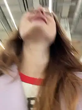 Dina Tease online show from September 30, 2025, 11:16 am