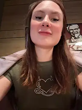 Snapshot of Dina_Tease chatting on May 29, 2026, 11:16 am Dina Tease online show from May 29, 2026, 11:16 am