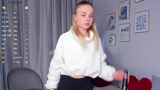 Snapshot of OdetteHarwick chatting on November 25, 2025, 6:14 am OdetteHarwick online show from November 25, 2025, 6:14 am