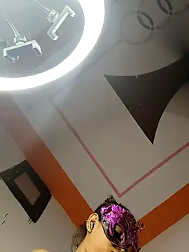 Snapshot of pihu32824 chatting on October 16, 2025, 7:00 pm pihu32824 online show from October 16, 2025, 7:00 pm