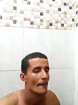 Snapshot of morenogato100 chatting on October 28, 2025, 9:14 pm morenogato100 online show from October 28, 2025, 9:14 pm