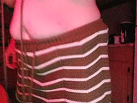 Snapshot of GraceHenderson chatting on March 11, 2025, 1:37 am GraceHenderson online show from March 11, 2025, 1:37 am