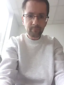 riskybusiness9090 online show from March 28, 2026, 3:02 pm