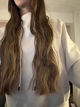 aly golden  online show from March 15, 2026, 8:49 pm