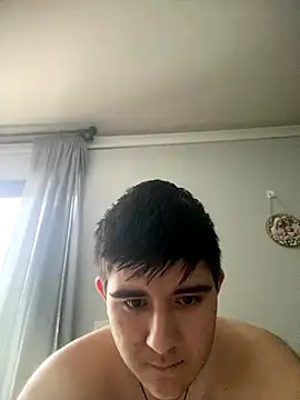 Yann 18 online show from September 10, 2025, 11:48 pm