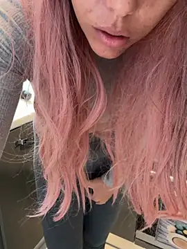 Porcella96 online show from April 17, 2026, 8:28 am