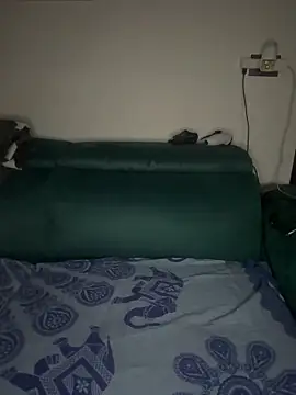 Snapshot of Porcella96 chatting on March 18, 2025, 9:32 pm Porcella96 online show from March 18, 2025, 9:32 pm